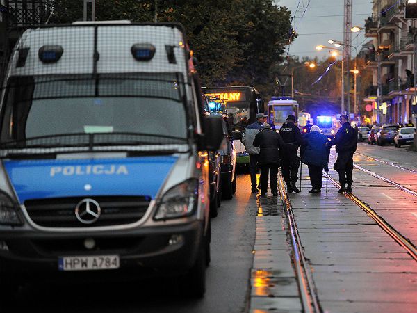 Materiały wybuchowe w blokach w Szczecinie? Policja ewakuowała mieszkańców