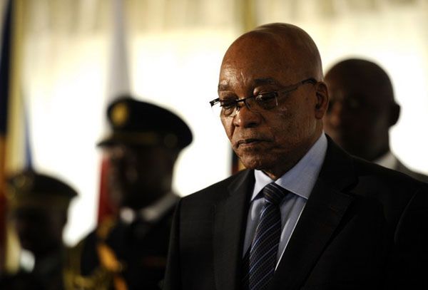 Nelson Mandela zostanie pochowany 15 grudnia w Qunu - podał prezydent RPA Jacob Zuma