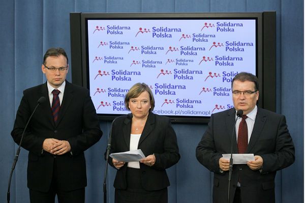 SP: odebrać im immunitety i zwołać komisje