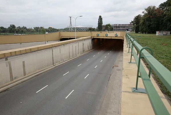 W niedzielę wznowienie ruchu w tunelu Wisłostrady