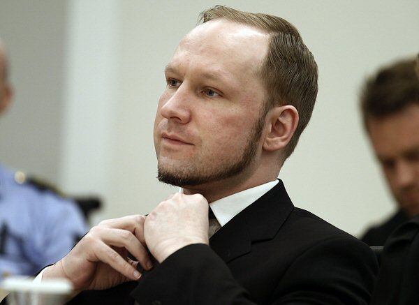 Morderca z Utoyi Anders Breivik skarży się na warunki więzienne