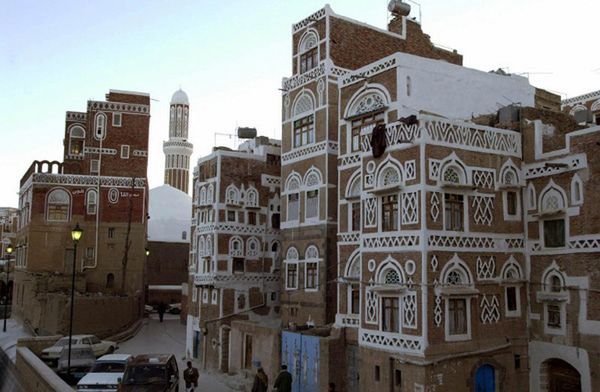Około 30 zabitych i ponad 50 rannych w zamachu samobójczym w Jemenie