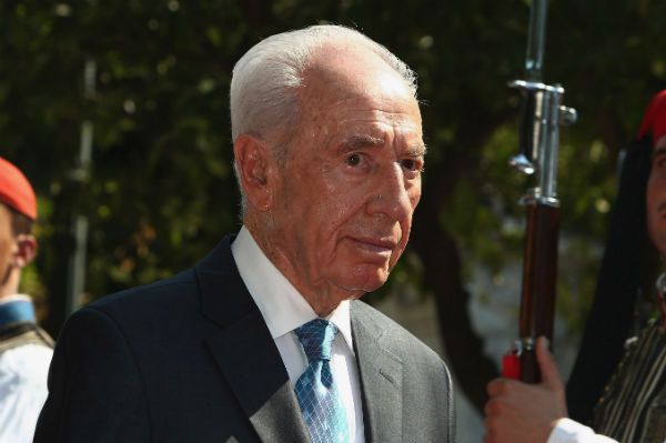 Peres prosi Gaucka o wsparcie w sporze o obrzezanie dzieci