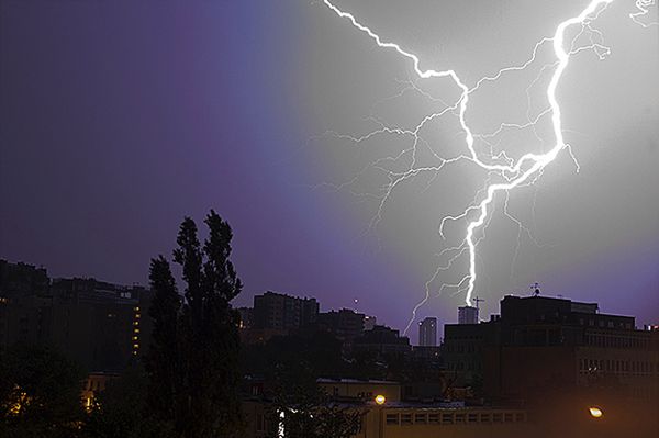 Dolny Śląsk: spore utrudnienia po wieczornych i nocnych nawałnicach