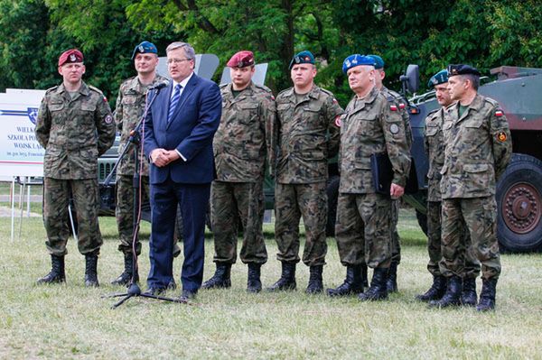 Bronisław Komorowski wspiera weteranów wojennych