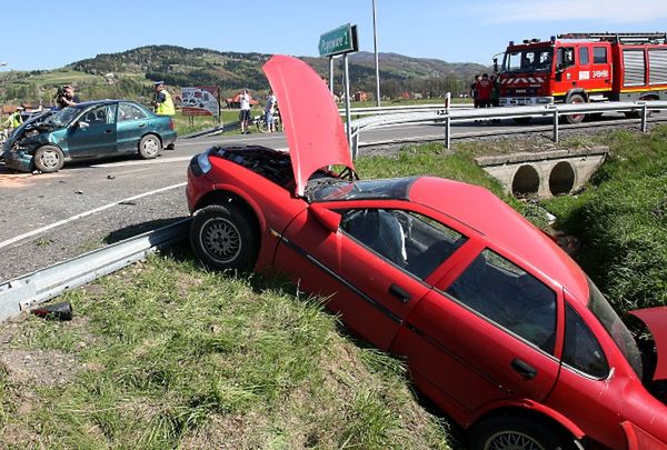 Wypadek w Starym Sączu - 9 osób zostało rannych w tym 4 dzieci