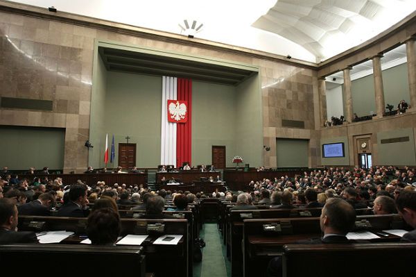 Posłowie dostaną instrukcję, jak zwracać się do kolegów