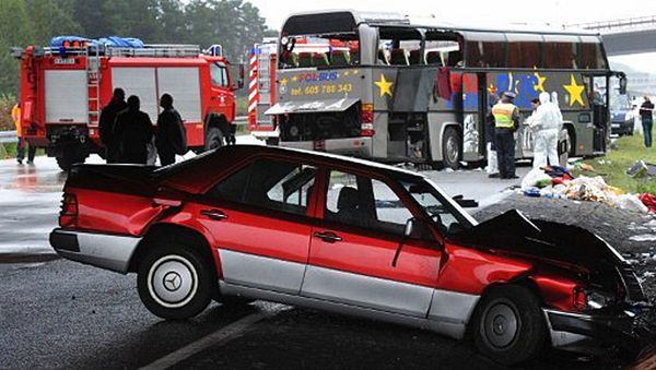 Policjantka odpowie za wypadek polskiego autokaru
