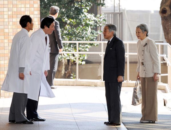 Cesarz Japonii trafił do szpitala