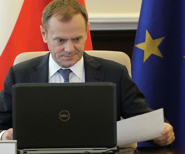 Tusk zaprasza Kaczyńskiego na rozmowę ws. deregulacji zawodów