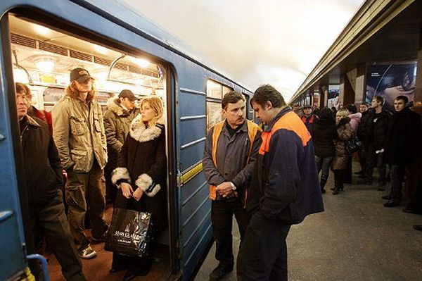 Pożar na stacji metra w Kijowie