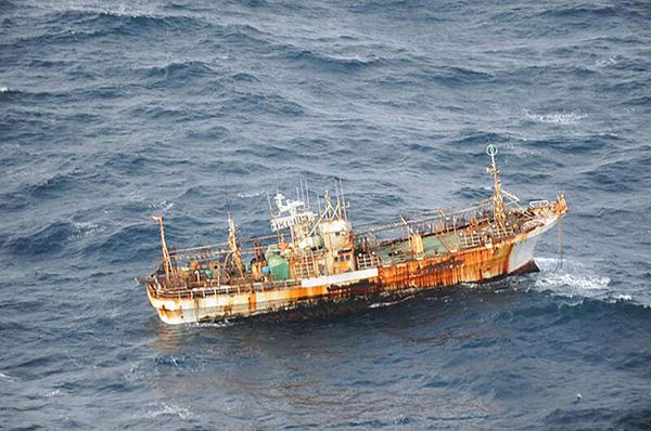 Odnaleziono statek porwany rok temu przez tsunami