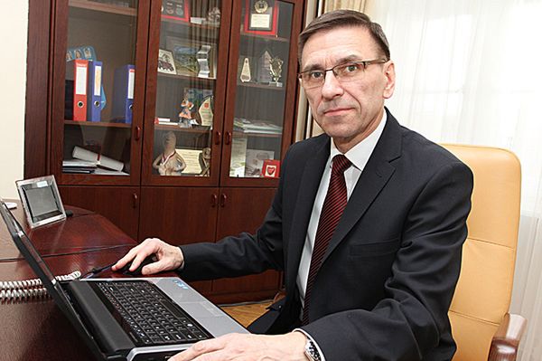 Prokuratura umorzyła sprawę zniesławienia Piotra Grzymowicza