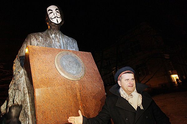 Palikot chce podzielić protestujących