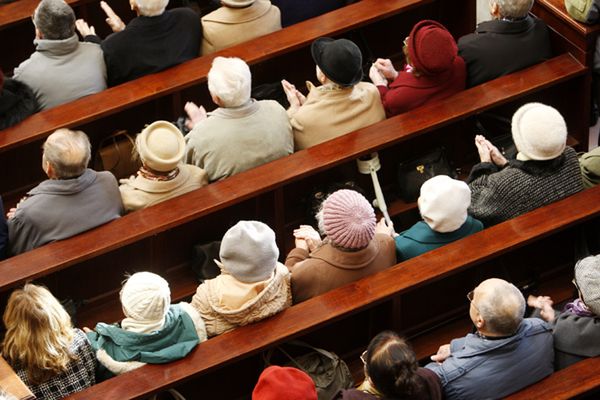 CBOS: opinie Polaków ws. Kościoła katolickiego mocno podzielone