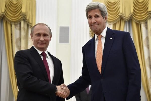 Władimir Putin i John Kerry rozmawiali o Ukrainie i Syrii