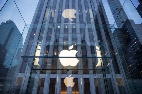 Zaostrza się spór Apple i FBI ws. odblokowania iPhone'a