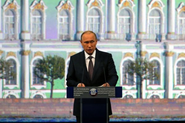 Konflikt na Ukrainie. Putin: Rosja chce pełnego wykonania porozumień mińskich