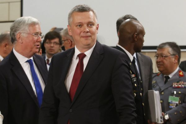 NATO nie zrobi pierwszego kroku w stronę Rosji. Siemoniak: trudny powrót do dialogu