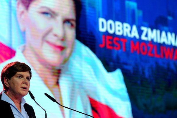 Konwencja PiS w Katowicach. Szydło: przedstawiam konkretny program dla Polski