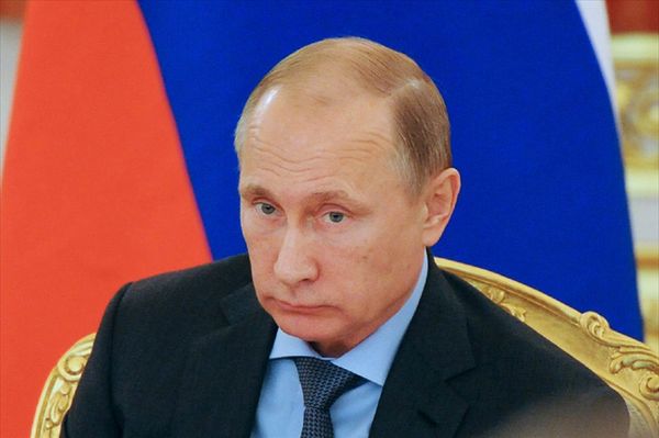 Putin: ci, którzy próbują naciskać na Rosję, mają za krótkie ręce