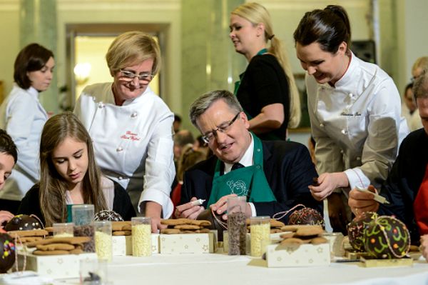 Karta Dużej Rodziny. Prezydent podpisał ustawę. "To prezent dla Polaków"