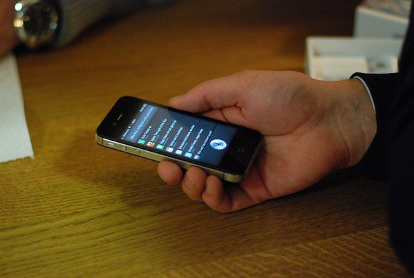 Pogawędka z Siri w języku polskim? Szybciej, niż sądziliśmy