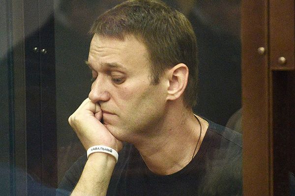 Aleksiej Nawalny: przeciąłem elektroniczną bransoletkę
