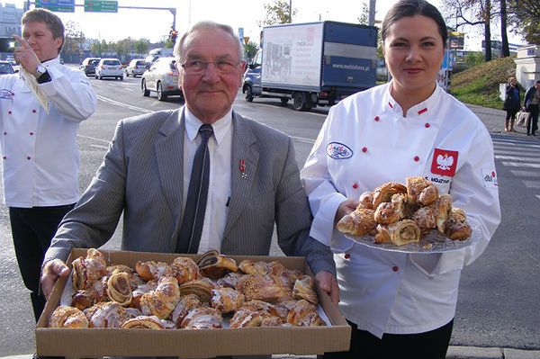 Poznań szykuje się na wielkie jedzenie rogali świętomarcińskich. Uważaj na podróbki