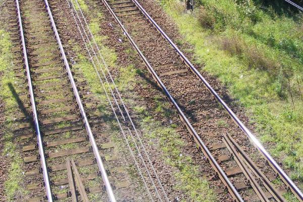 Jeszcze szybciej pojedziemy z Wrocławia do Jeleniej Góry. Rusza modernizacja torów