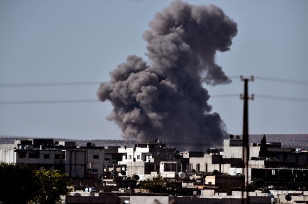 Kobane bliskie upadku. Prezydent Turcji wzywa do operacji lądowej przeciwko Państwu Islamskiemu