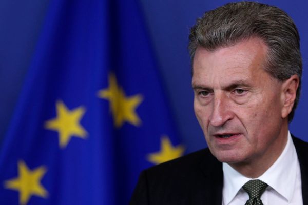 Guenther Oettinger: powstał projekt porozumienia ws. gazu dla Ukrainy