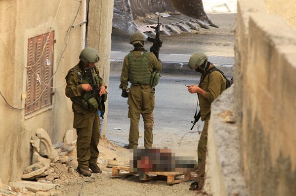 Seria ataków w Hebronie. Palestyńscy napastnicy zabici