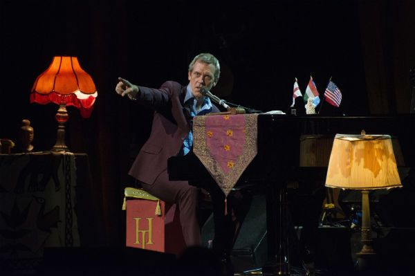 Jak śpiewa dr House? Hugh Laurie wystąpi w Poznaniu