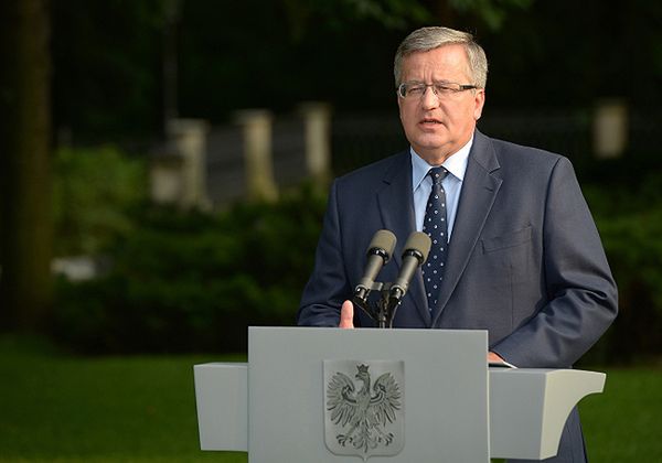 Prezydent Bronisław Komorowski: wskazać i napiętnować odpowiedzialnych za katastrofę samolotu