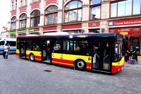 Na wrocławskie ulice wyjechały nowe, niskopodłogowe autobusy