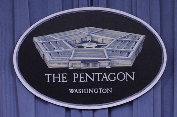 Pentagon: Rosja gromadzi duże siły pod granicą z Ukrainą