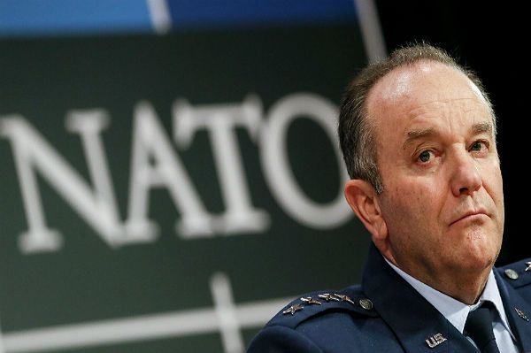 Gen. Philip Breedlove: na razie nie widać znacznego wycofywania wojsk Rosji
