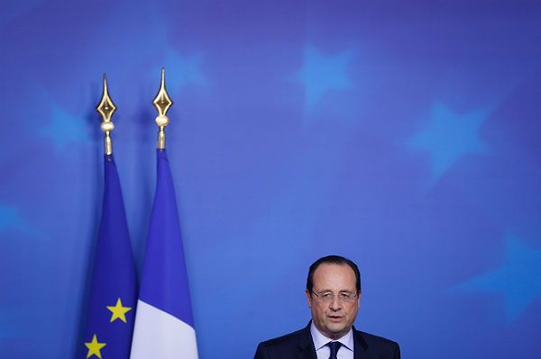 Francois Hollande zapowiada, że 6 czerwca spotka się z Putinem "twarzą w twarz"