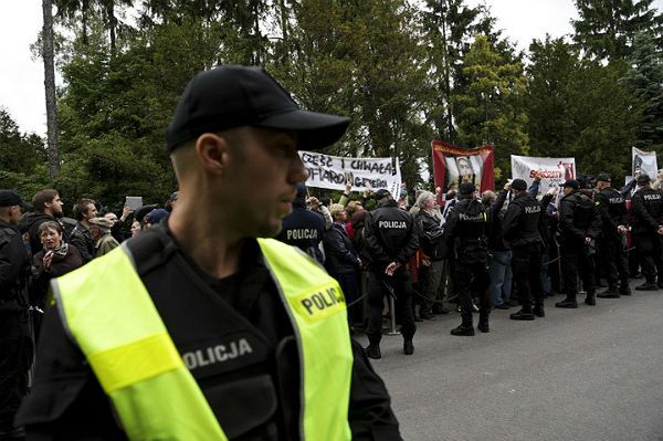 Wszczęto śledztwo ws. zakłócania pogrzebu gen. Wojciecha Jaruzelskiego