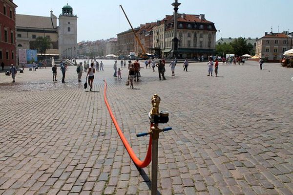 Kurtyny wodne już od wtorku w Warszawie