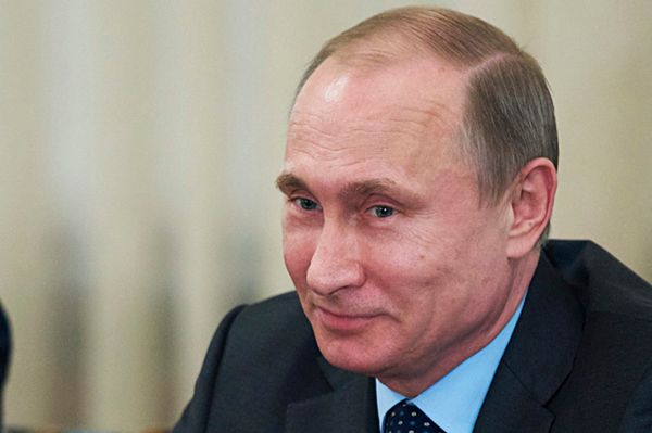 Władimir Putin: trzeba przeanalizować wydarzenia na Ukrainie i odgrodzić Rosjan od terrorystów