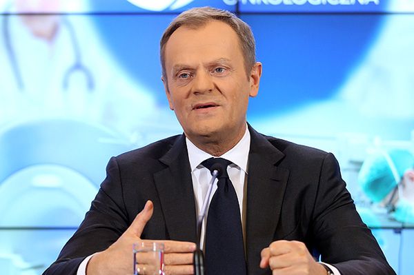 Donald Tusk: strona polska nie musi niczego prostować ws. gen. Andrzeja Błasika