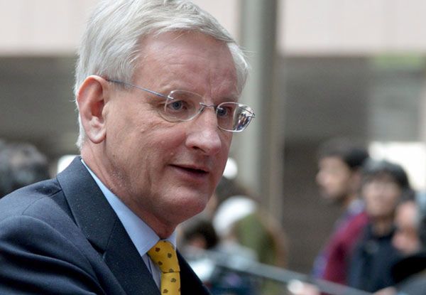 Carl Bildt: oferta Rosji w sprawie Ukrainy zatrąca snem o Jałcie