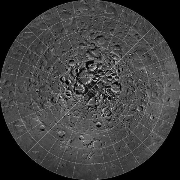 Najdokładniejsze zdjęcie okolic bieguna północnego Księżyca