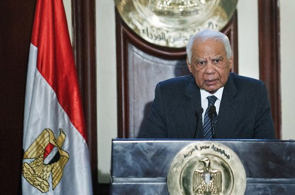 Egipt: tymczasowy rząd Hazima el-Biblawiego podał się do dymisji bez podania przyczyn