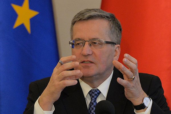 Sondaż: Bronisław Komorowski, Ryszard Kalisz i Radosław Sikorski cieszą się największym zaufaniem