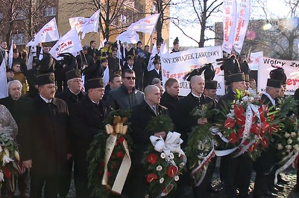 Uroczystości 32. rocznicy pacyfikacji kopalni Wujek