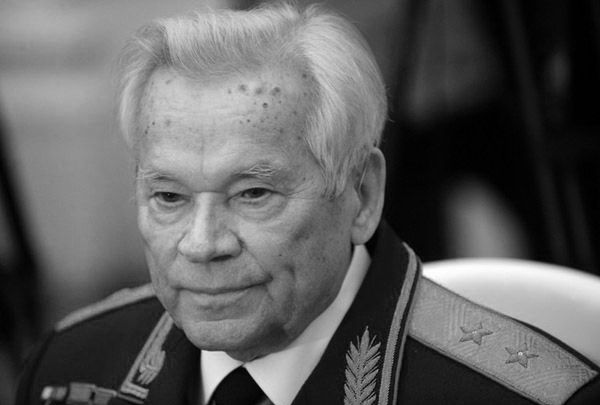 Zmarł Michaił Kałasznikow, twórca karabinu AK-47