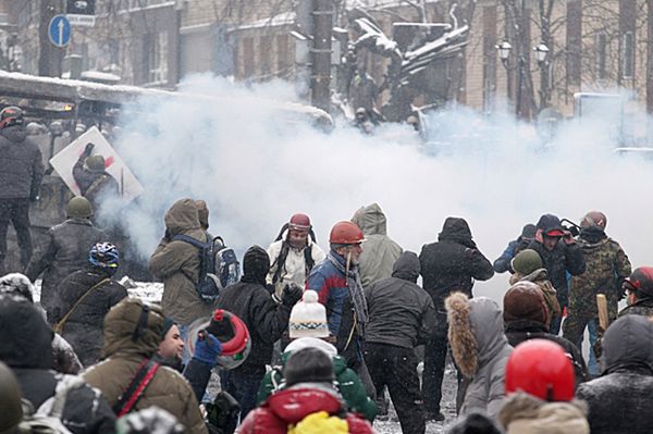 PiS: potępić użycie siły na Ukrainie; sankcje wobec odpowiedzialnych